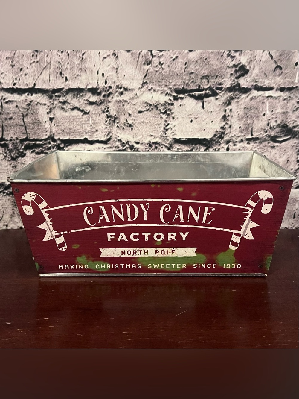 Christmas Tin Basket